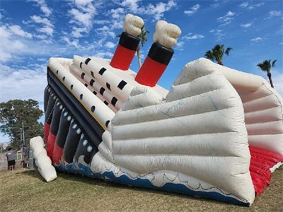 Outdoor Commercial Use Titanic Blow Up Slide